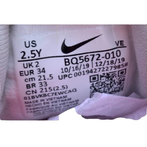 SOLD Nike ‘GS’ Revolution 5 Running Shoes Youth / Kids Sneakers - Picture 5 of 6